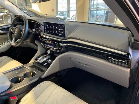 Certified 2026 Acura MDX SH-AWD w/ Technology Package image 21