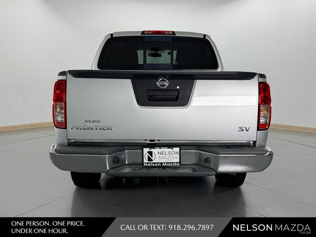 Used 2019 Nissan Frontier SV RWD image 7