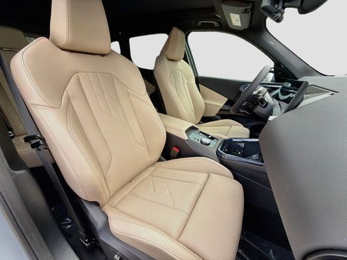 New 2026 BMW X3 xDrive30i w/ M Sport Package AWD/4WD image 15