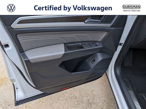 Certified 2023 Volkswagen Atlas SE w/ Panoramic Sunroof Package AWD/4WD image 9