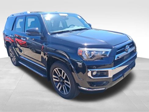 Used 2023 Toyota 4Runner Limited AWD/4WD image 3