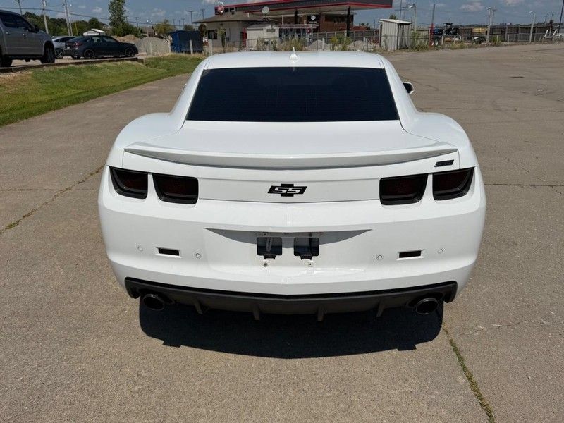 Used 2012 Chevrolet Camaro SS w/ RS Package RWD image 4