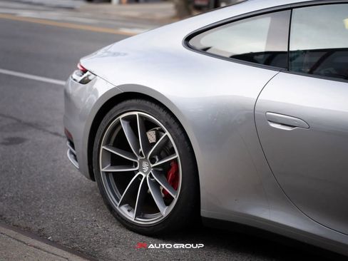 Used 2020 Porsche 911 Carrera S image 6