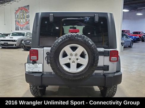 Used 2016 Jeep Wrangler Unlimited Sport w/ Quick Order Package 24S AWD/4WD image 11