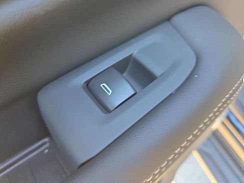 New 2026 GMC Yukon XL Elevation w/ Elevation Premium Package image 12