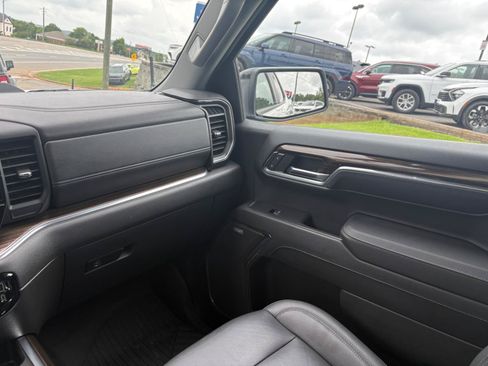 Used 2024 Chevrolet Silverado 1500 LT Trail Boss w/ Convenience Package II AWD/4WD image 26