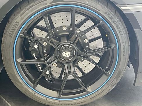 Used 2022 Porsche 911 GT3 image 14