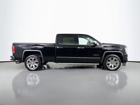 Used 2017 GMC Sierra 1500 Denali w/ Denali Ultimate Package image 9