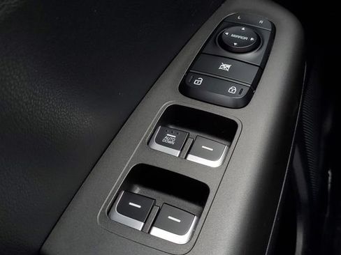 Used 2020 Kia Sportage LX FWD image 19