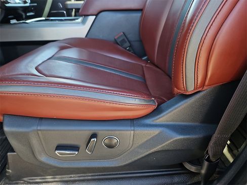 Used 2022 Ford F350 Platinum w/ Tremor Off-Road Package image 22