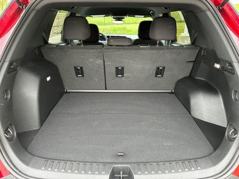 New 2026 Chevrolet Equinox LT w/ Midnight Edition AWD/4WD image 16