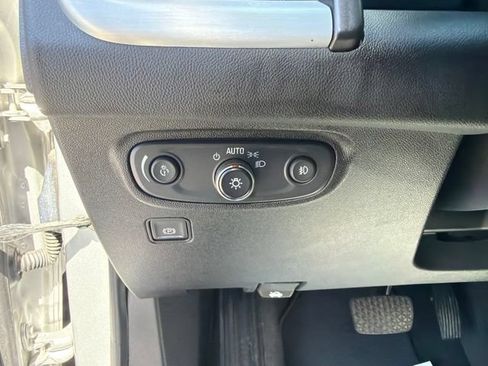 Used 2019 GMC Terrain SLT w/ Preferred Package FWD image 25