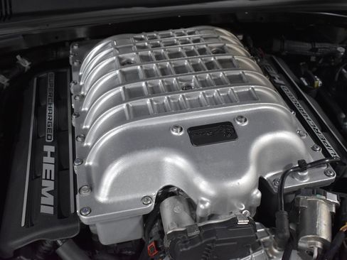 Used 2019 Dodge Challenger SRT Hellcat Redeye RWD image 19