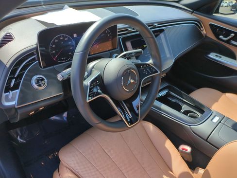 Certified 2026 Mercedes-Benz E 350 4MATIC Sedan image 15