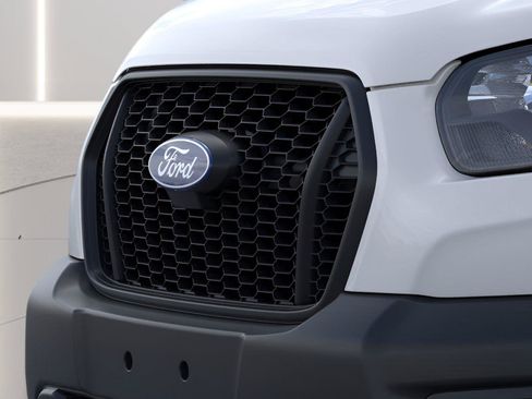 New 2026 Ford Transit 150 Low Roof RWD image 17
