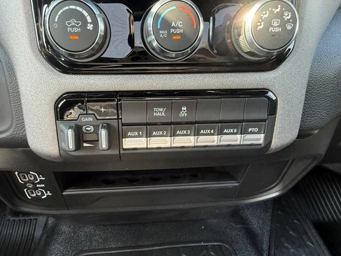 New 2026 RAM 3500 Tradesman AWD/4WD image 23