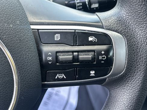 Used 2025 Kia K5 LXS FWD image 25