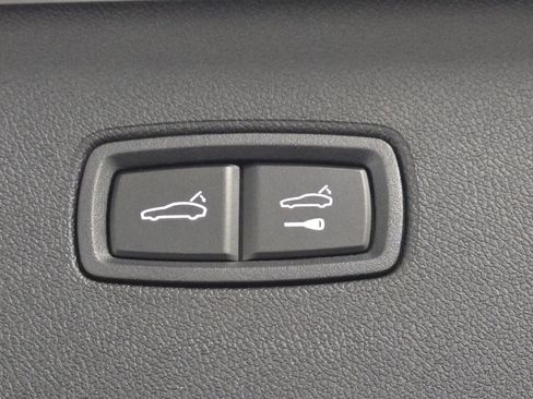 New 2026 Porsche Cayenne image 25