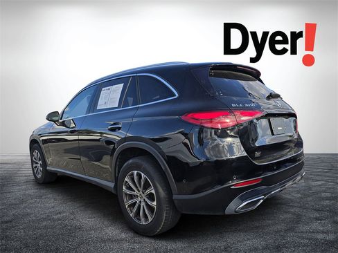 Used 2024 Mercedes-Benz GLC 300 image 5