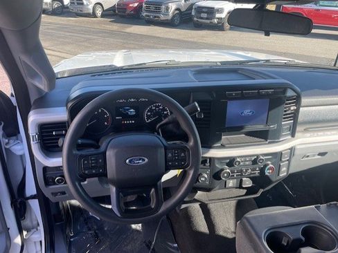 Used 2024 Ford F250 XLT w/ FX4 Off-Road Package image 4