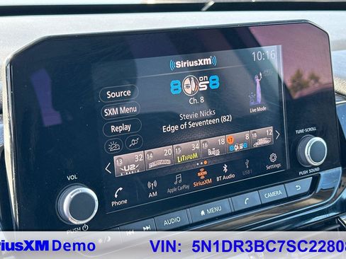 Used 2025 Nissan Pathfinder SV AWD/4WD image 30