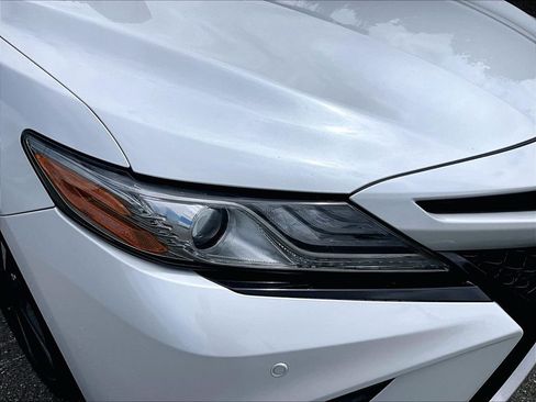 Used 2018 Toyota Camry XSE FWD image 33