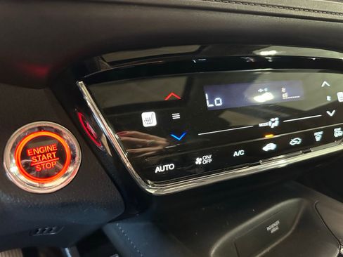 Used 2019 Honda HR-V EX image 28