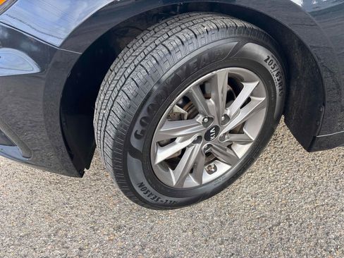 Used 2020 Kia Optima LX image 34