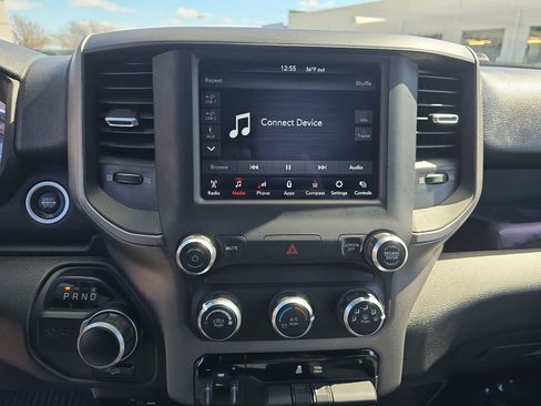 Used 2021 RAM 2500 Tradesman w/ Chrome Appearance Group image 24