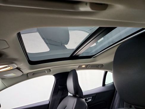 Used 2024 Volvo S60 B5 Core w/ Climate Package FWD image 22