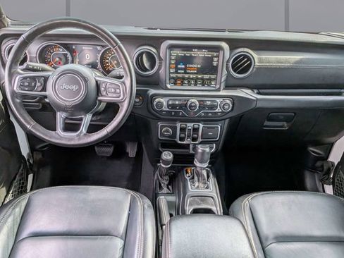 Used 2020 Jeep Gladiator Overland AWD/4WD image 15