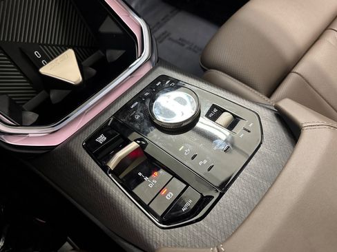 Used 2025 BMW X3 xDrive30i w/ Convenience Package image 19