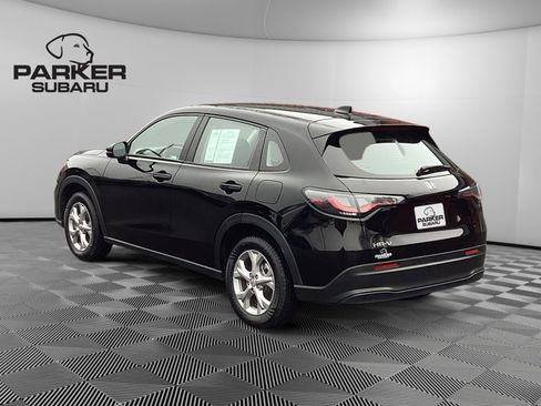 Used 2023 Honda HR-V LX image 3