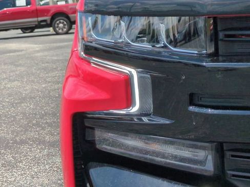 Used 2022 Chevrolet Silverado 1500 LT Trail Boss w/ Bed Protection Package AWD/4WD image 10