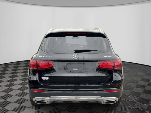 Used 2021 Mercedes-Benz GLC 300 4MATIC image 4