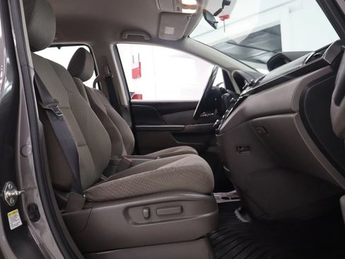 Used 2015 Honda Odyssey EX image 24