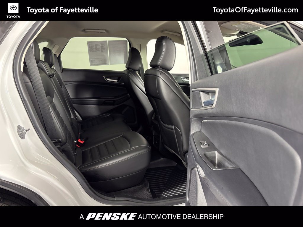 Used 2022 Ford Edge SEL AWD/4WD image 18