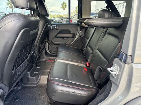 Certified 2021 Jeep Wrangler Unlimited Rubicon w/ Xtreme Recon 35" Tire Package image 17