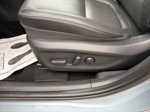 Used 2019 Hyundai Kona Ultimate FWD image 12