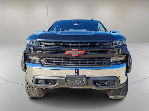 Used 2021 Chevrolet Silverado 1500 LT image 3
