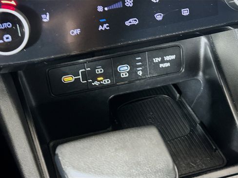 Used 2025 Hyundai Tucson SEL FWD image 26