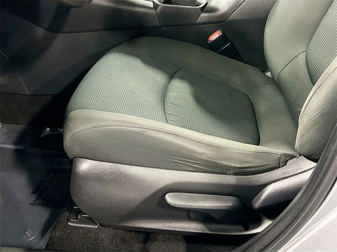 Used 2023 Toyota RAV4 LE image 18