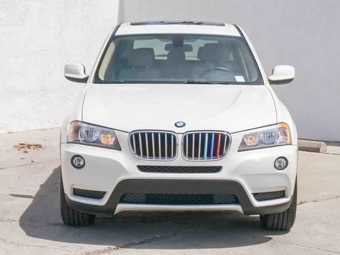 Used 2014 BMW X3 xDrive28i AWD/4WD image 2