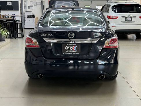 Used 2015 Nissan Altima 2.5 SL w/ Technology Package FWD image 3