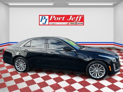 Used 2019 Cadillac CTS Luxury image 3