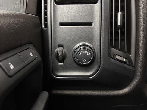 Used 2017 Chevrolet Silverado 1500 W/T image 15