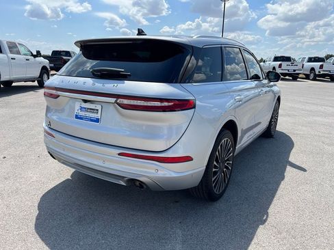 Used 2020 Lincoln Corsair Reserve w/ Appearance Package FWD image 6
