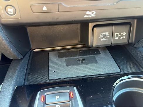 Used 2021 Honda Pilot Black Edition image 31
