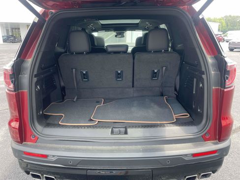 Certified 2024 GMC Acadia AT4 w/ LPO, Floor Liner Package AWD/4WD image 20