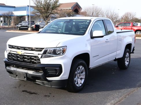 Used 2022 Chevrolet Colorado LT w/ Fleet Safety Package image 25